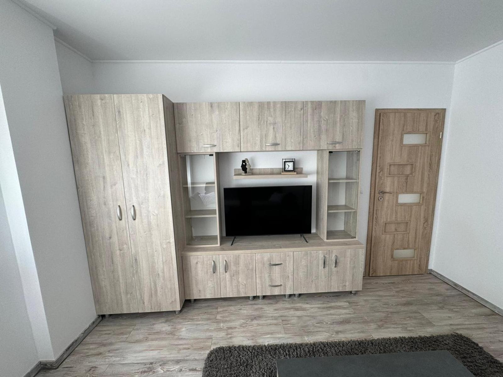 Bingo Apartman Cristuru Secuiesc Exterior foto