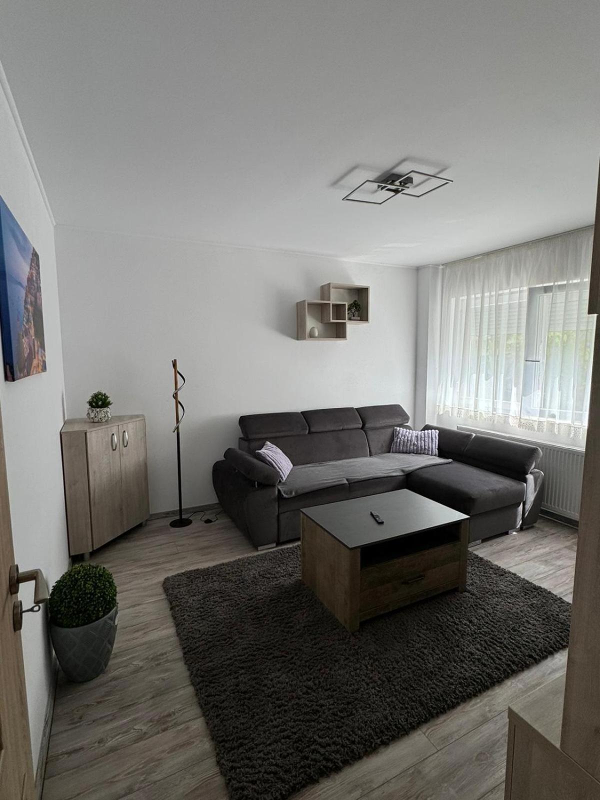Bingo Apartman Cristuru Secuiesc Exterior foto